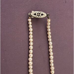1940’s Vintage silk string pearl necklace